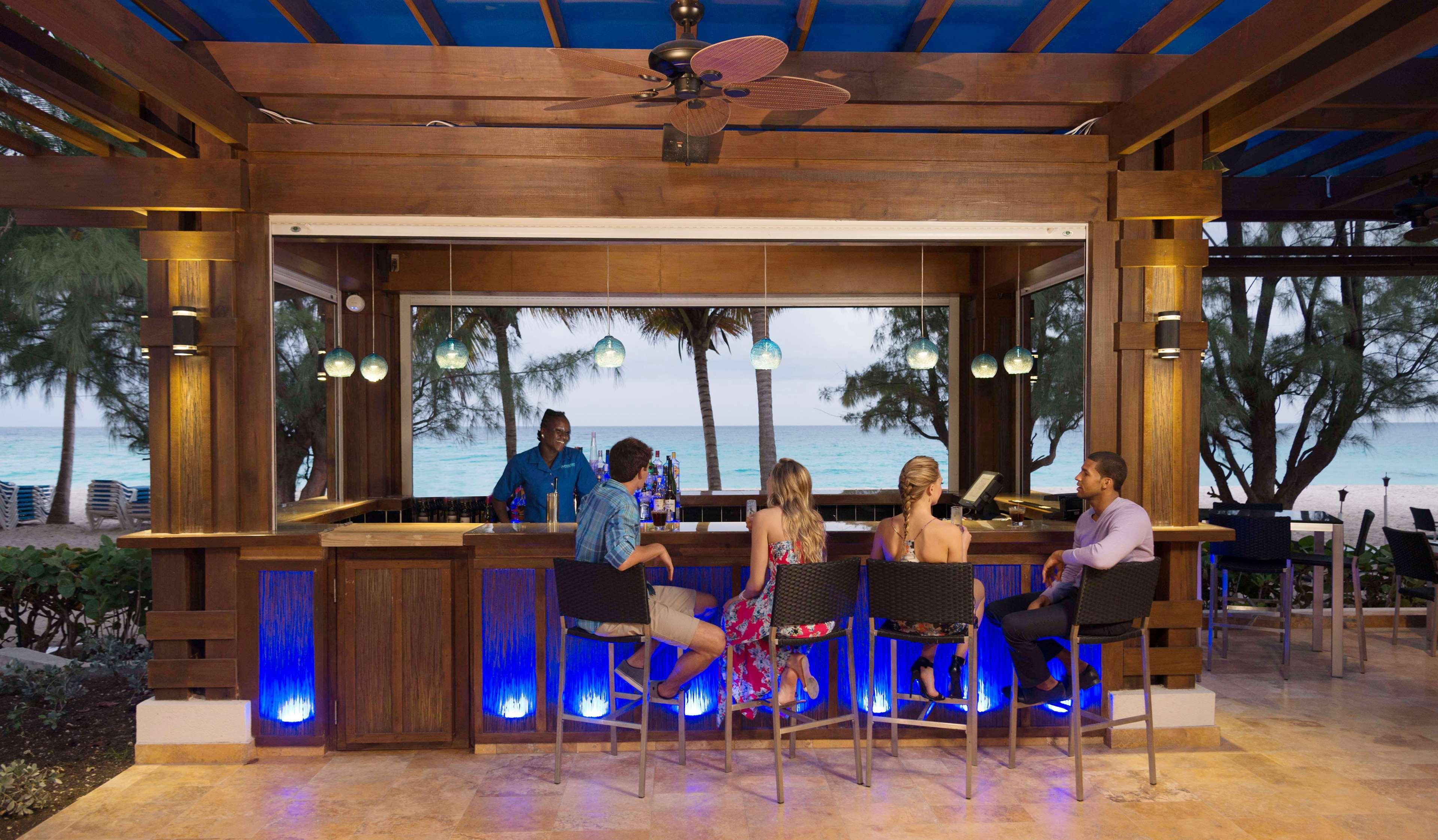 Divi Southwinds Beach Resort Christ Church Exterior foto